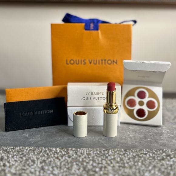 🎁 Louis Vuitton LV Baume - Lip Balm 020 - Rose Essentiel